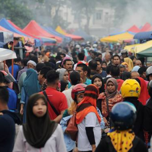 Ibu Bengang Peniaga Bazar Paksa Anak Beli Popia Lebih "Dia Kata Dah Nak Tutup Gerai, Minta Tolong Habiskan"