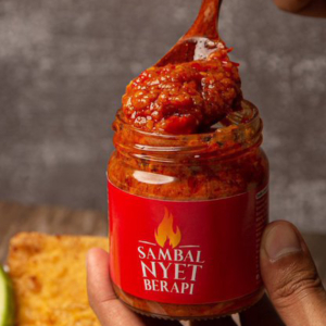 Sambal Nyet Khairul Aming Laku Keras, Tapi Ada Yang Kata Kurang Rasa?