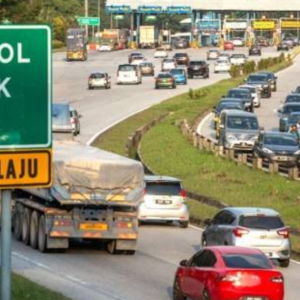 Plaza Tol Gombak Sesak, Ramai Mula Pulang Ke Kampung