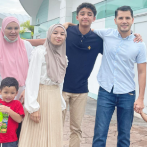 Bonda Rozita Marah, Aliff Syukri Mohon Maaf Dan Serah Semula Takhta Penyanyi No.1 Pada Siti Nurhaliza