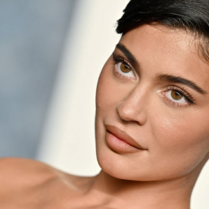 Menyesal Buat Suntikan Bibir, Kylie Jenner Harap Anak Tak Buat Benda Sama