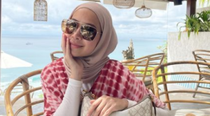 Sarat Hamil Anak Kedua, Farah Nabilah Dipuji Tak Pakai Make Up Pun Cantik