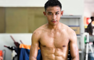 Ramai 'Bergetar' Tengok Mierul Aiman Tak Pakai Baju 'Payung' Badan Six Pack, Komen Penuh Benda Lucah