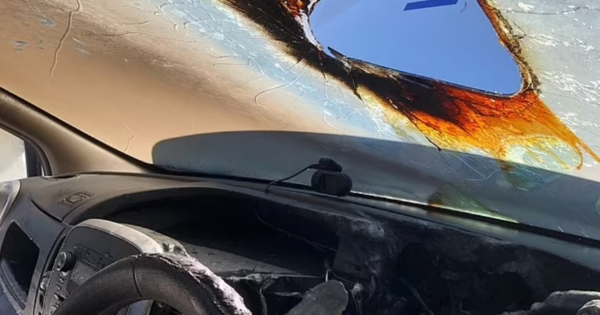 Kereta Terbakar Gara-Gara Tinggalkan Cermin Mata Hitam