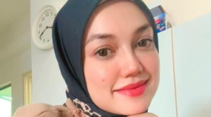 Puteri Sarah Tak Datang Mahkamah Hari Ini Sebab Sakit Mata, Syamsul Sibuk Kerja