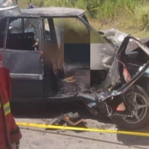 Lelaki Rentung, Isteri, Dua Anak Parah Kereta Terbakar