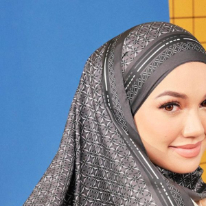 "Beraya Di Rumah Mama Sebab Ada 'Orang Tu' Nak Datang" - Siapa Tetamu Istimewa Bakal Disambut Puteri Sarah?