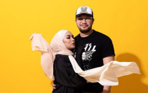 "Nak Zoom Perut La Tu,"-Dah Nampak Jelas Baby Bump Nad Zainal