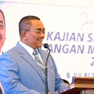 Sanusi Anggap Diri Umpama Kereta Kebal