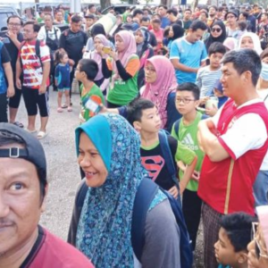 2,000 Orang ‘Serbu’ Air Terjun Gunung Ledang