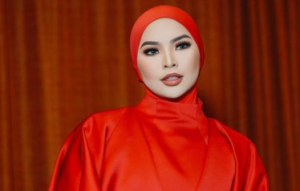 Aina Abdul Bengang Netizen Suka Laga-Lagakan Dirinya Dengan Ernie Zakri "Peminat Sejati Tak Akan Buruk-Burukkan Artis Lain"