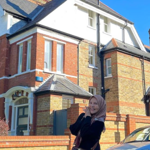 Ibu Aliff Syukri Ada Rumah 7 Bilik Di London, Hadiahkan Buat Diri