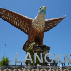 Lengang, Hujung Minggu Pun Tak Penuh- Pelancong Langkawi Merudum, Penginapan Bajet Nazak!