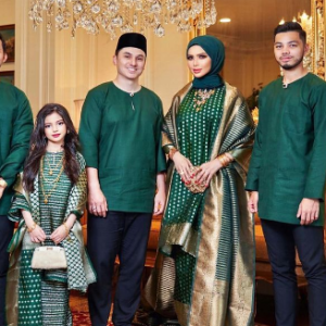 Zain Saidin Dan Rozita Che Wan Tengah Gigih Usaha Tambah Anak, Aaisyah Sunyi Nak Main Dengan Adik