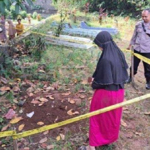 Penduduk Kampung Jumpa Kubur Misteri Sangka Suami Isteri Baru Pindah Tanam Mayat Bayi