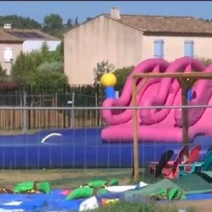 Bapa Maut, Anak 3 Tahun Alami Serangan Jantung, Permainan Di Taman Tema Air Tercabut Ditiup Angin Kencang