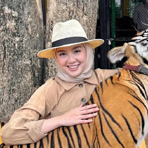 Isu Nurin Afiqah Bergambar Dengan Harimau - 'Saya Tiada Niat Langsung Nak Tahu Fasal Animal Abuse'