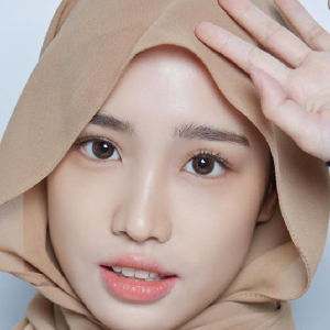 Peminat Teruja YouTuber Sabrina Azhar Bakal Berlakon Dalam Kdrama?