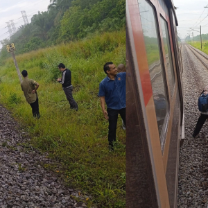 Penumpang Dah Sesak Dada Dibiar Dalam Tren Rosak, Barulah Pegawai KTMB Datang Buka Pintu