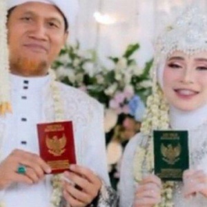 Macam Bapa Dan Anak! Gadis 19 Tahun Tak Peduli Dikecam Gila Harta, Sanggup Kahwin Dengan Lelaki 54 Tahun