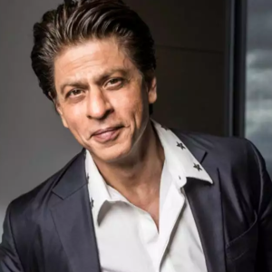 Shah Rukh Khan Ada Sebidang Tanah Di Bulan, Hadiah Peminat Dari Australia