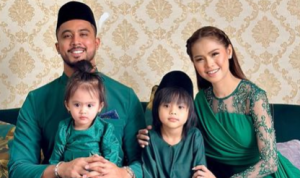 Kecil Lagi Dah Kacak, Suara Pun Sedap Macam Bapanya-Ramai Puji Anak Lelaki Aliff Aziz