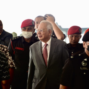 Najib Razak Terima AS$30 Juta Daripada Blackstone