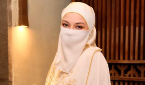 "Selagi Tak Nampak Sosok Tubuh, Bentuk Paha, Betis Dan Tudung Dilabuhkan, Semuanya Okay,"-Neelofa