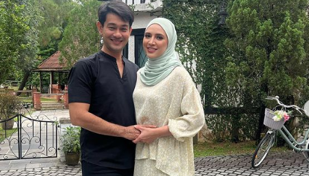 "Takyah La Kat Perut," Diana Danielle Bergambar Sweet Dengan Farid Kamil, Ramai Doakan Dapat Anak Ketiga