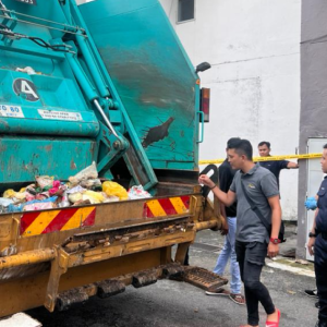 Pekerja Pembersihan Jumpa Mayat Dalam Lori Sampah