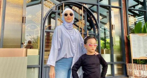 Lufya Omar Kurang Tayang Anak, Dah Dua Minggu Demam "It's So Frustating Tengok Anak Sakit Macam Tu"