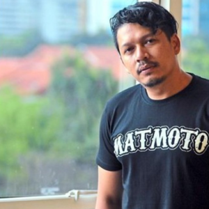 Pekin Ibrahim 'Bantai' Kru Produksi Intai Pelakon Wanita Di Homestay