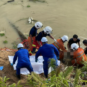 Kanak-Kanak Lima Tahun Dan Dua Lelaki Maut, Trak Pikap Jatuh Gaung Dan Tenggelam Dalam Tasik