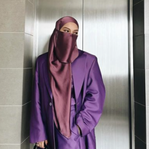 "Saya Tak Halal, Makanlah Duit Haram," Neelofa Berang Wajah Digunakan Tanapa Kebenaran Untuk Promosi Coli