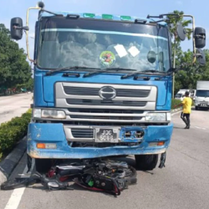 Langgar Lampu Merah Punca Pelajar Cedera Parah