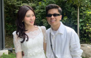 Pergi Wedding Pakai Dress Putih, Isteri Haqiem Rusli Dipuji-Puji Cantik Macam Wanita Korea