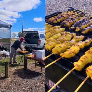 Sate Tepi Jalan Laku Keras- RM7 Satu Cucuk, Berebut Orang Datang Nak Beli