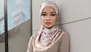 "Bukan Buat Dosa Atau Dedah Aurat Pun," Suami Izinkan Neelofa Kongsi Gambar AI Tanpa Purdah