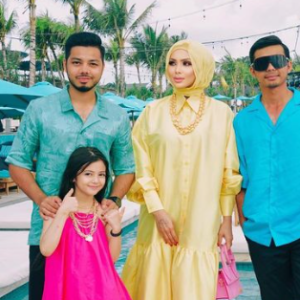 Aaisyah Dah Biasa Dengan Dunia Glamour- "Janganlah Bandingkan Anak Anda Dengan Anak Artis, Mak Dia Che Ta"