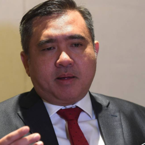 Tak Perlu Haram Cermin Kereta Gelap Sebab Isu Tertentu - Anthony Loke