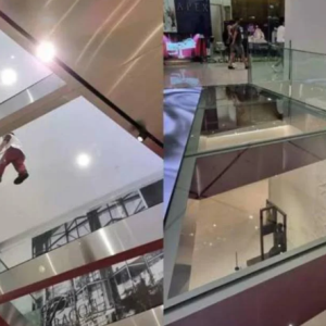 Mall Dikritik Buat Lantai Kaca Lut Sinar, Yang Di Bawah Boleh Nampak Skirt Orang Atas