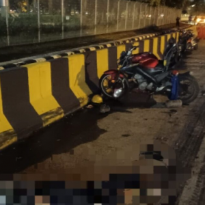 Dua Penunggang Motor Maut Dilanggar Lori Rosak Brek Depan Plaza Tol