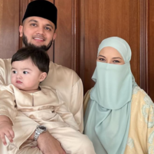 Neelofa Kongsi Bilal Sudah Pandai Baca Surah Lazim Pada Usia 3 Tahun – ‘Paling Terkejut, Dia Ingat Ayat Awal Dalam Yasin’