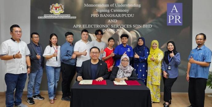 APR Electronic Services SDN BHD Berkolaborasi dengan Pajabat Pendidikan Daerah Bangsar/Pudu Latih Graduan SPM