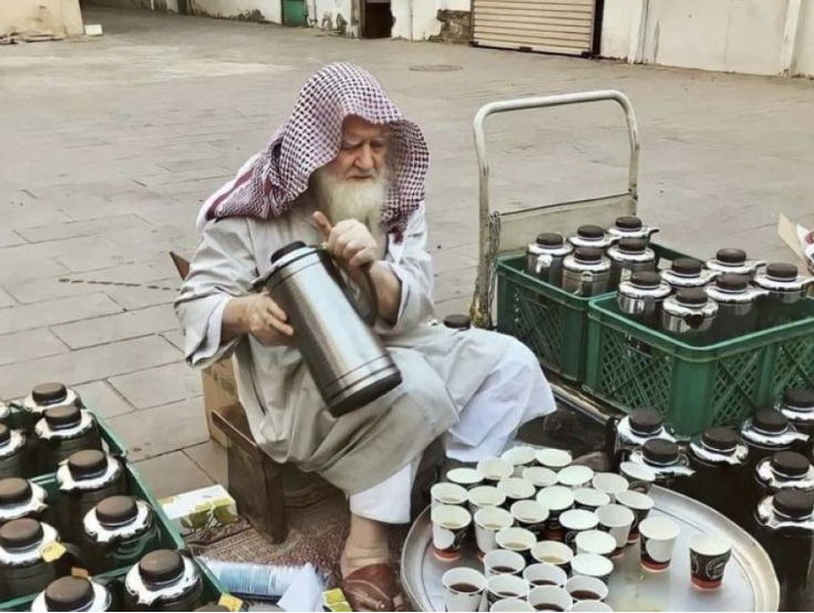Lelaki beri makanan percuma 40 tahun di Madinah meninggal dunia