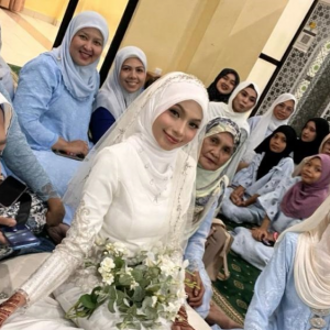 Bekas anggota kumpulan Dolla, Syasya nikah semalam