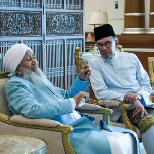 Anwar adakan pertemuan dengan mufti India