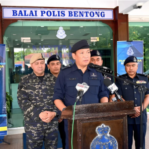 45 pekebun durian ditahan ceroboh tanah kerajaan