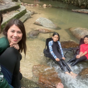 Bekas Suami Irma Hasmie Seronok Luang Masa Dengan Anak & Isteri – ‘Semua Yang Berlaku Ada Hikmah’