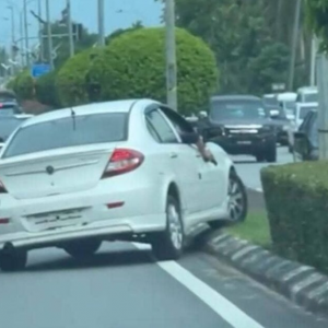 Lelaki tular acu pistol, Zul Arifi didakwa miliki pistol tiruan, kurung remaja